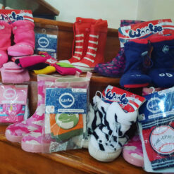 ROPA Y ACCESORIOS PARA NIÑOS