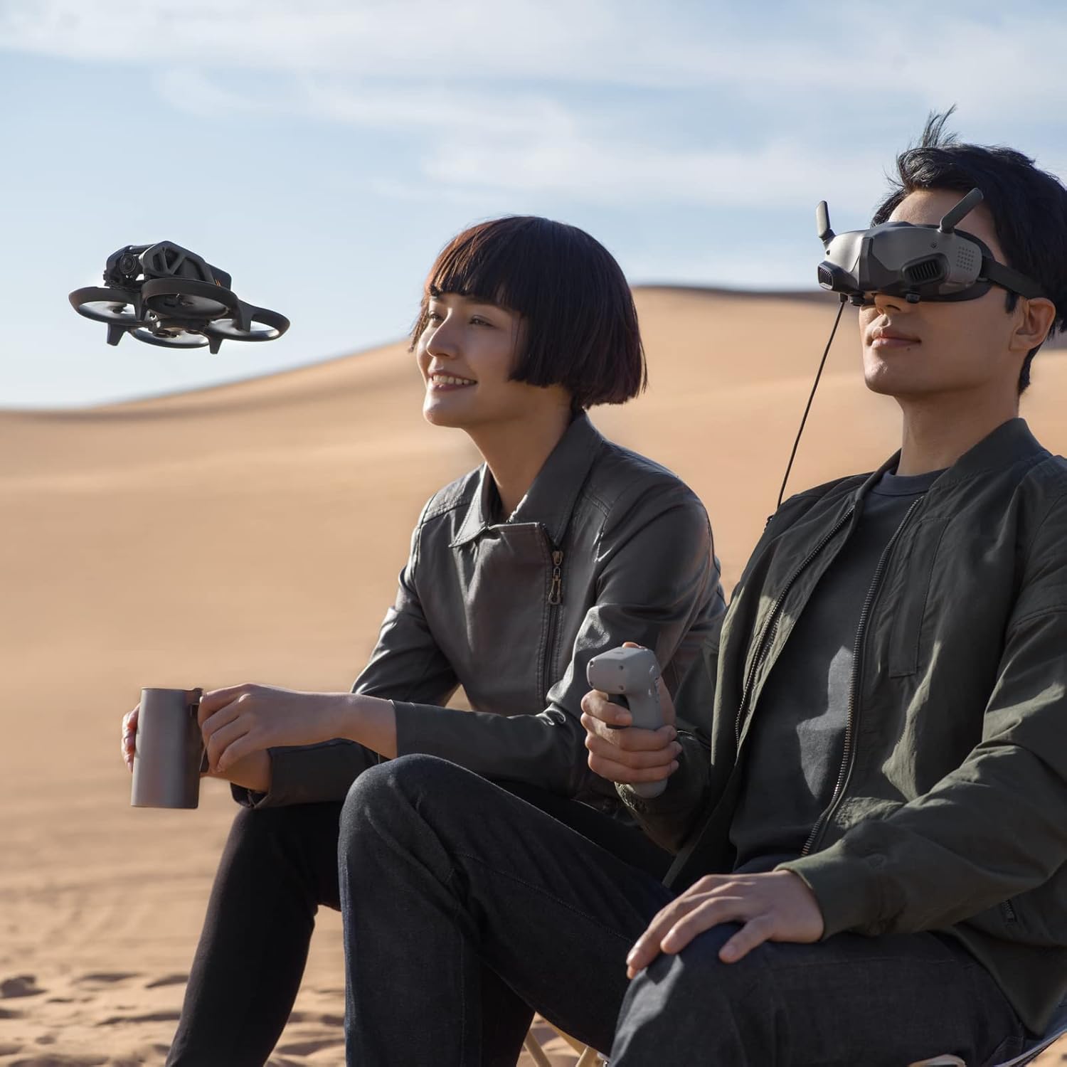 DJI Avata Pro-View (DJI Goggles 2) - Dron cuadricóptero con vista en primera persona y vídeo 4K estabilizado, FOV de 155°, protectores de hélices integrados, transmisión HD con