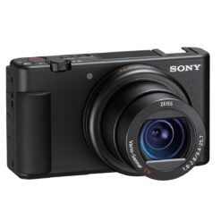 Sony ZV-1 - Cámara compacta Premium ZV1AB.CE3 Cargador Incluido (Sensor de Tipo 1,0, Lente F1.8-2.8 de 24 a 70 mm, vídeo 4K, Enfoque automático de Ojos, Pantalla inclinable,